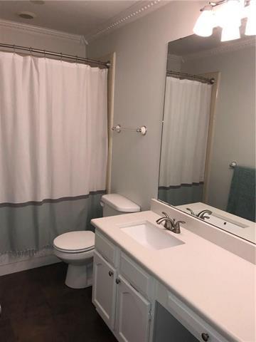 Building Photo - 449 Phillips Dr