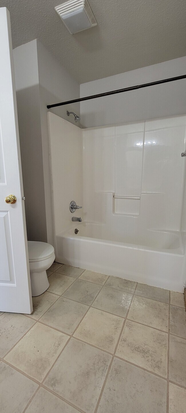 Building Photo - 2165 Copper Wynd Dr