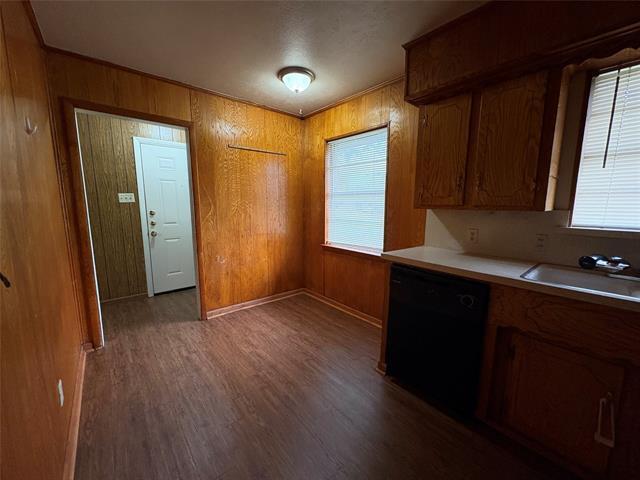 Building Photo - 106 Campbell St