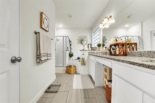 Building Photo - 345 Twin Creeks Dr