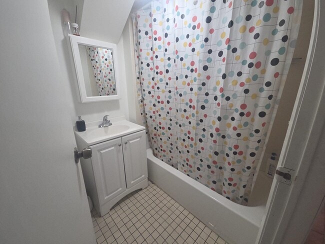 Building Photo - 1410 45th St