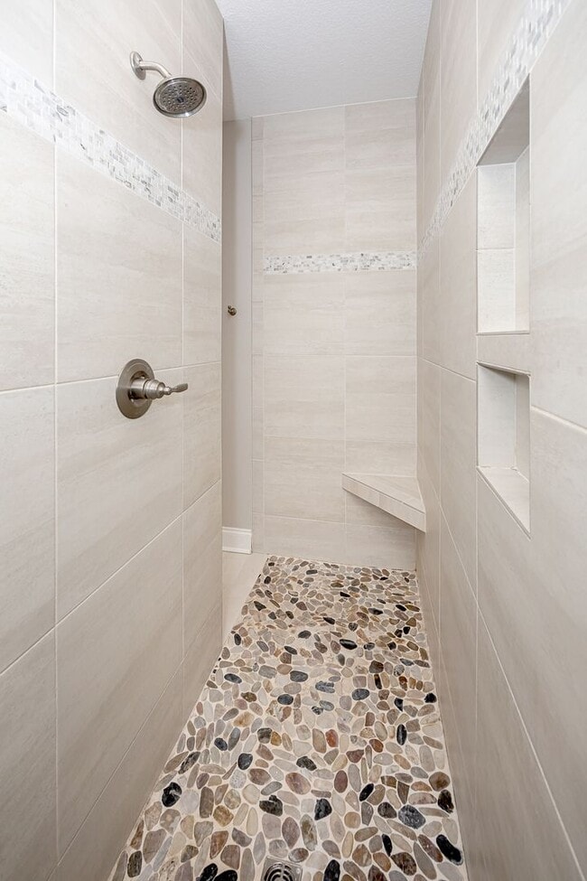 Building Photo - Rental in Landon Green Subdivision