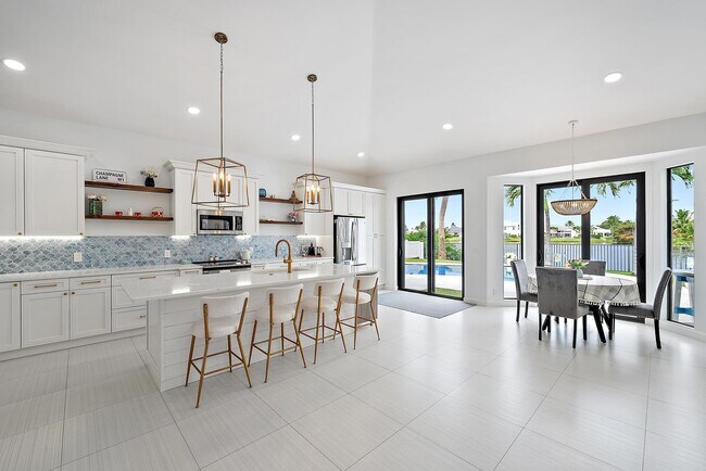 Building Photo - 129 Olympus Way