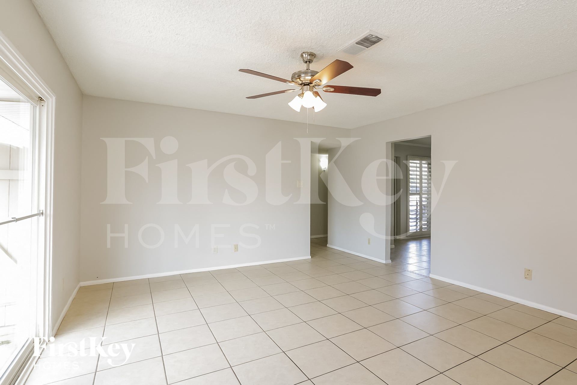 Building Photo - 2552 Masters Cir