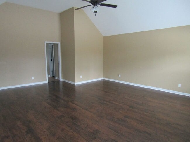 Building Photo - 908 Blane Ln