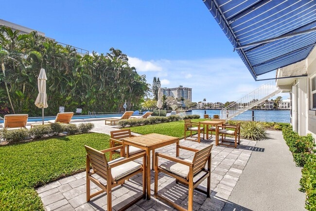 Building Photo - 414 Seasage Dr