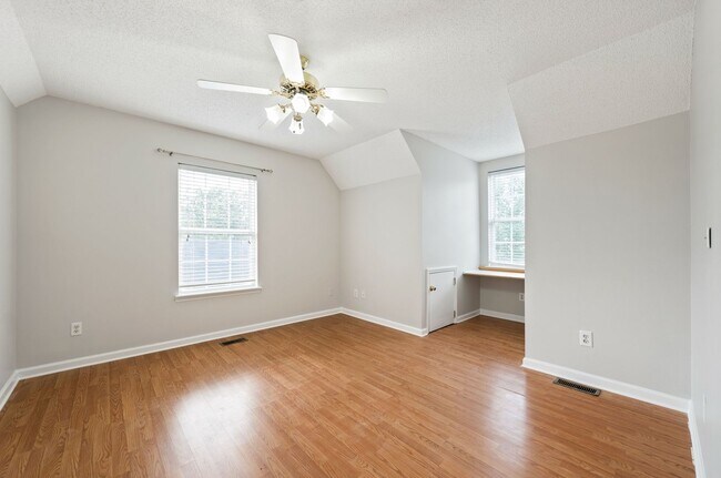 Building Photo - 4417 Mardela Spring Dr