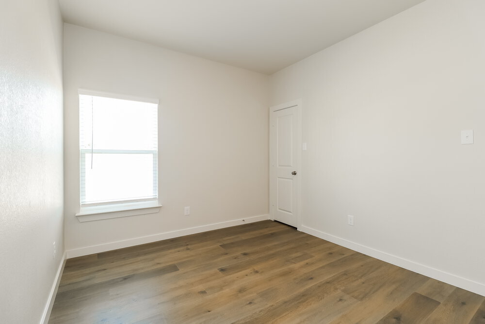 Building Photo - 1500 Harvester Dr