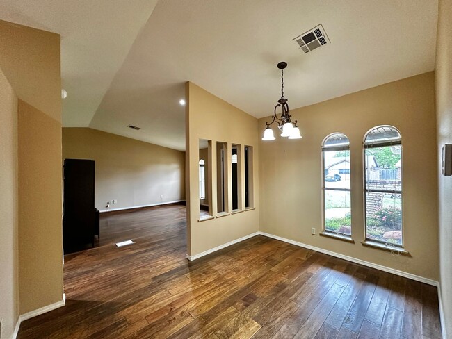 Building Photo - Remodeled Bathrooms