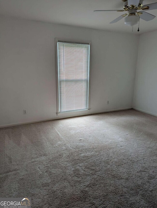 Building Photo - 4754 Winthrop Dr