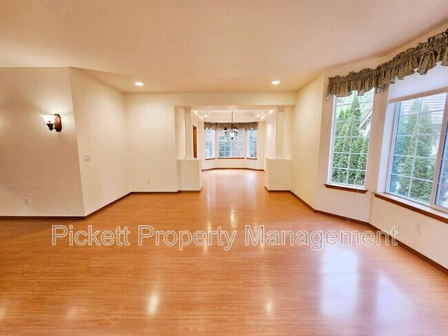 Building Photo - 5998 McCormick Woods Dr SW