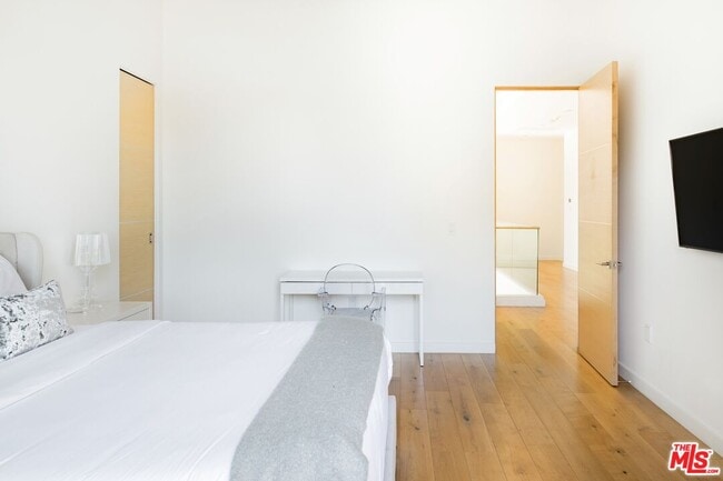 Building Photo - 1723 S Durango Ave