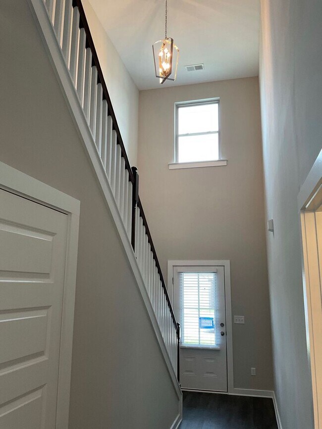 Building Photo - Home for Rent in Clanton, AL! Available to View Now!!!