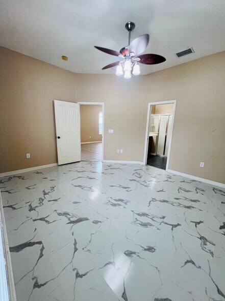 Building Photo - 31748 Blythewood Way