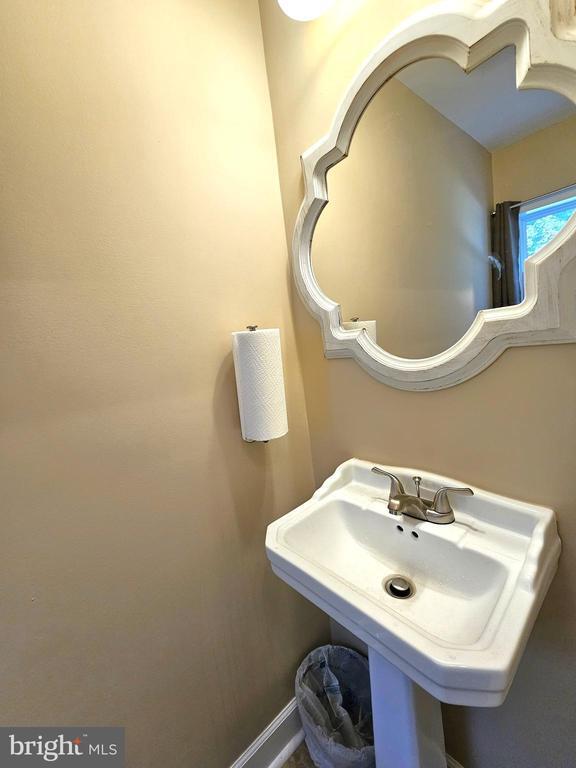 Building Photo - 5641 Scottish Highlands Cir