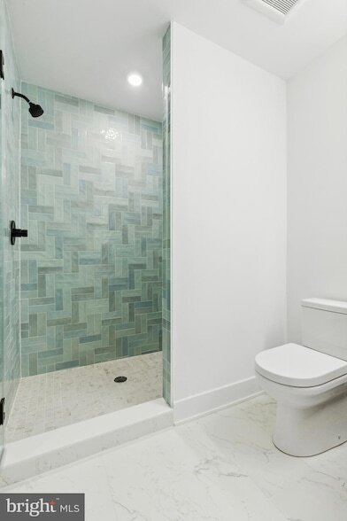 Building Photo - 501 Washington Ln