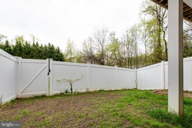 Building Photo - 7599 Taunton Ct