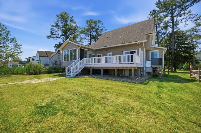 Building Photo - 20B Freeman Dr