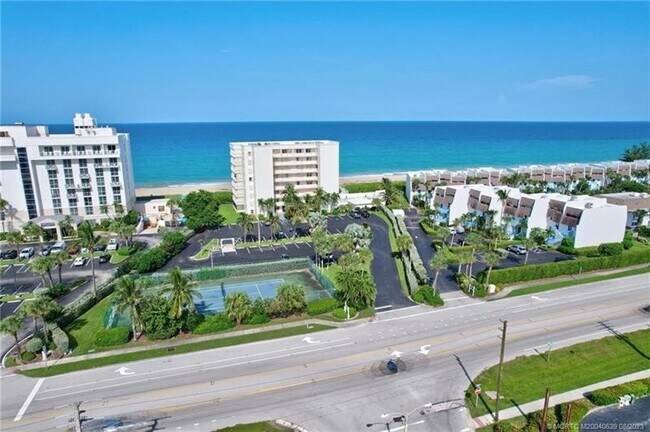 Building Photo - 10980 S Ocean Dr