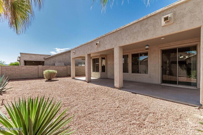 Building Photo - 15429 W Ventura St