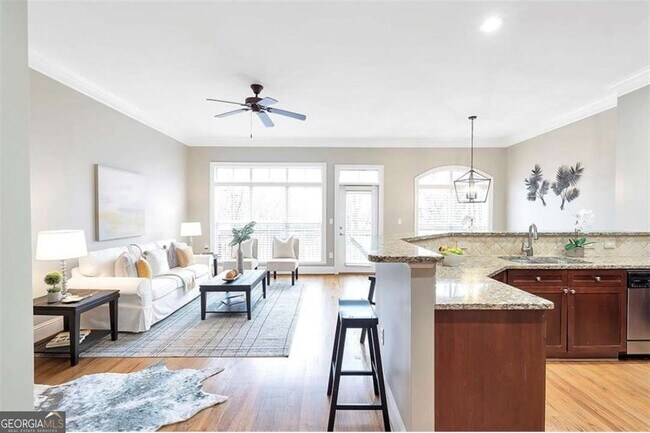 Building Photo - 5408 Glenridge Cove NE