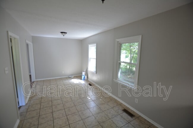 Building Photo - 1314 9th Ave