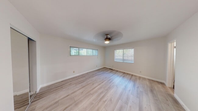 Building Photo - 5165 Remington Rd