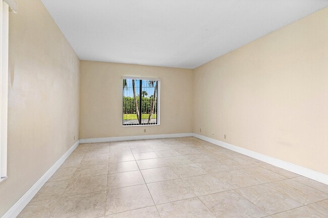 Building Photo - 826 Sky Pine Way