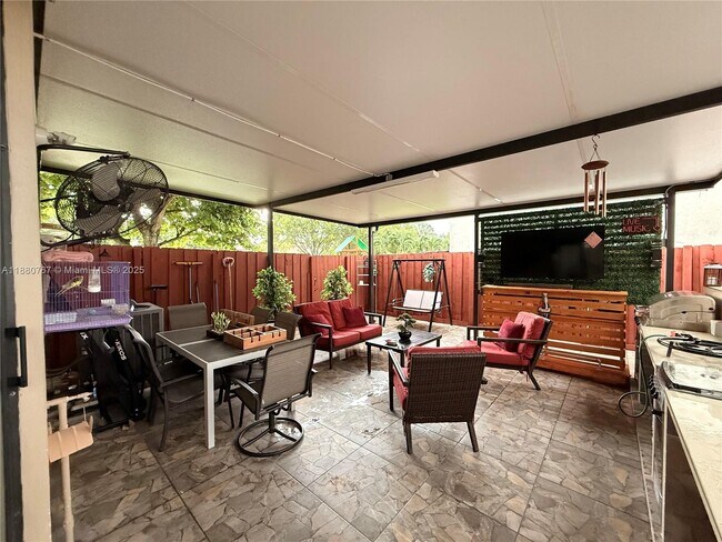 Building Photo - 23988 SW 114th Ct