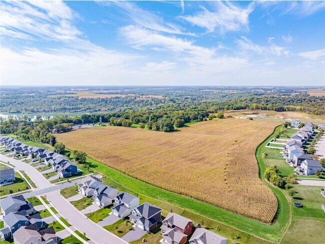 Building Photo - 1574 Edgebrook Ln
