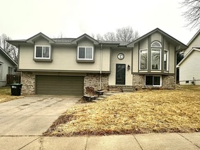 Building Photo - 1317 N 159th St