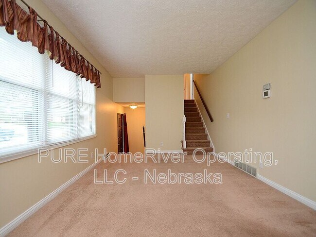 Building Photo - 2121 S 163rd Cir