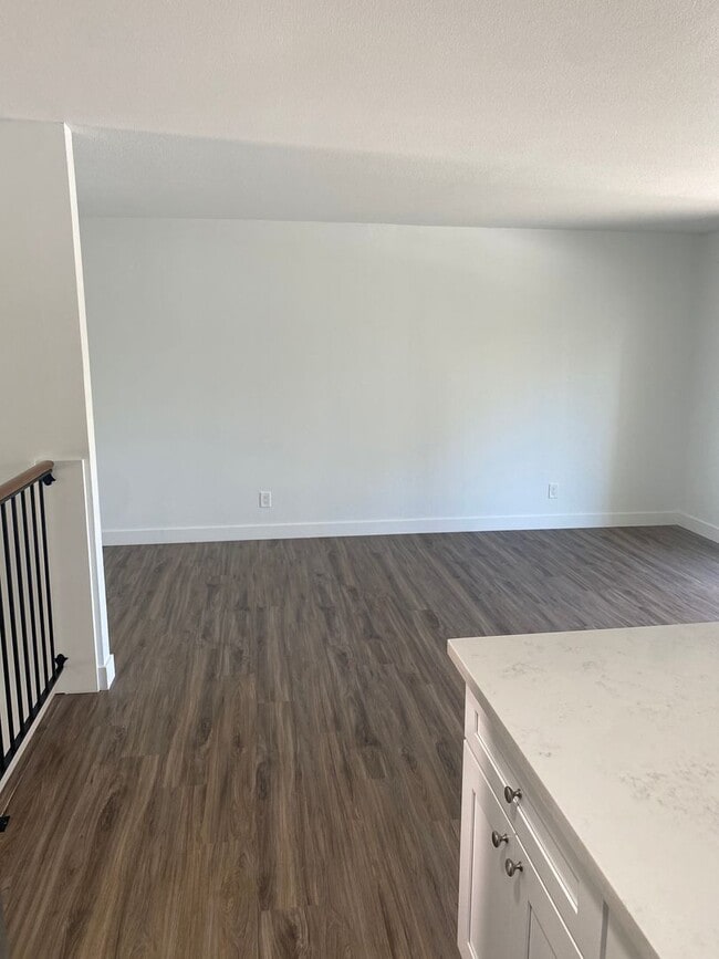 Building Photo - Charming Fully Remodeled 3 Bedroom, 2 Bath...