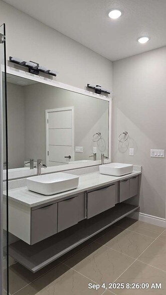 Building Photo - 1807 Brentwood Ct
