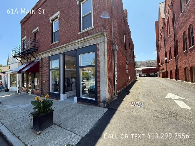 Building Photo - 61 Main St