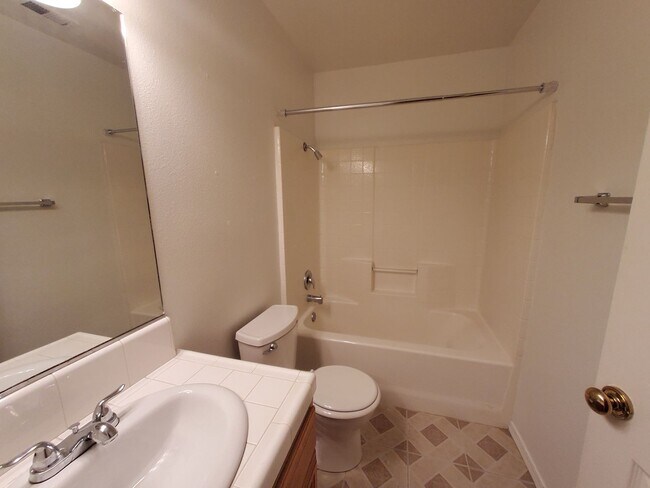 Building Photo - 5615 Sugar Pine Dr