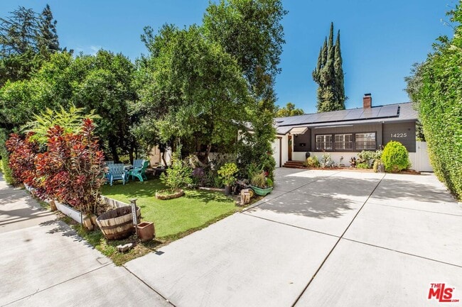 Building Photo - 14225 Enadia Way