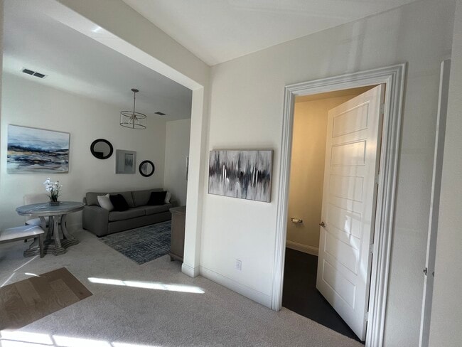 Building Photo - 3220 Zenyatta Ct