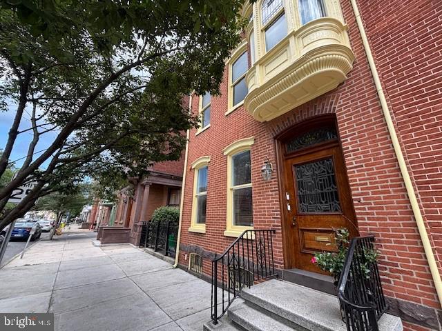 Primary Photo - 458 W Market St