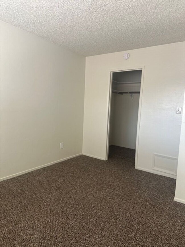 Building Photo - 2800 Barrington St