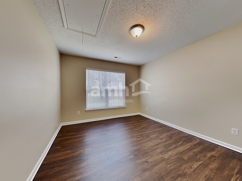 Building Photo - 5287 Moonlight Trail SW