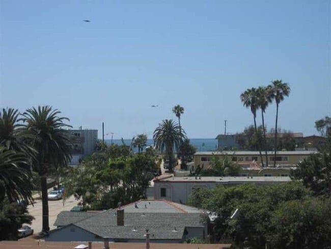 Building Photo - 4886 Coronado Ave