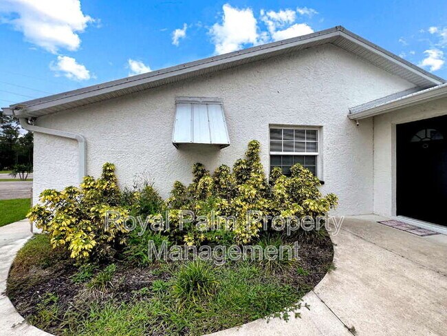 Building Photo - 11594 1st Ave