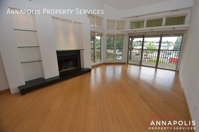 Building Photo - 2106 Chesapeake Harbour Dr
