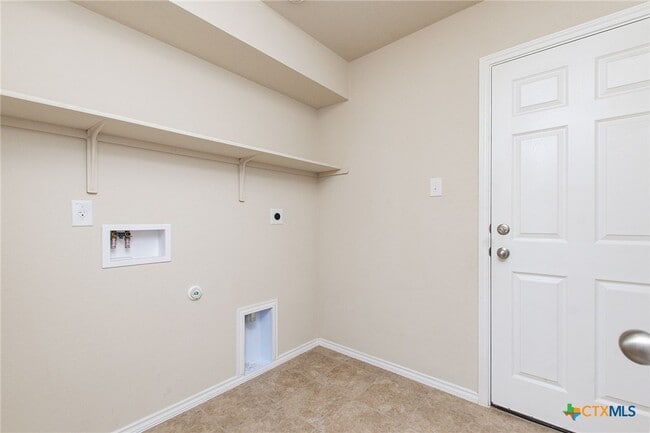 Building Photo - 2516 Bargello St