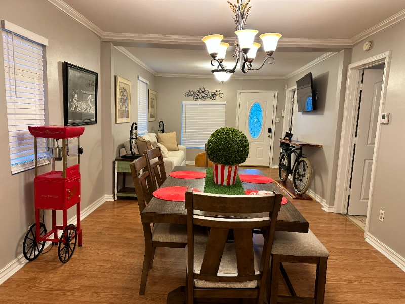 Building Photo - 3811 Crutcher St