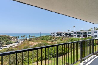 Building Photo - Live in Luxury: Spacious Sanctuary - Oceanfront Condo View Home with Mesmerizing Pacific Views