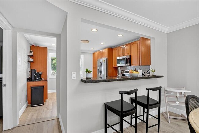 Building Photo - 55 SE 14th St