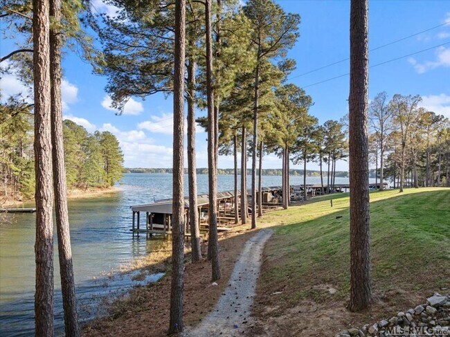 Building Photo - 164 Sandy Cove Dr