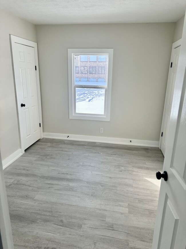 Building Photo - Charming Completely Remodeled Home!